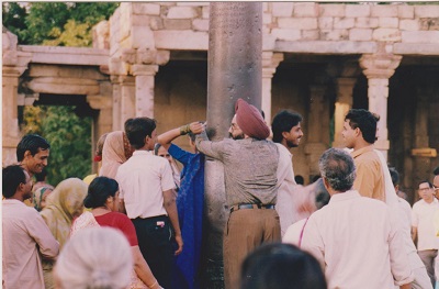 DELHI 2 002