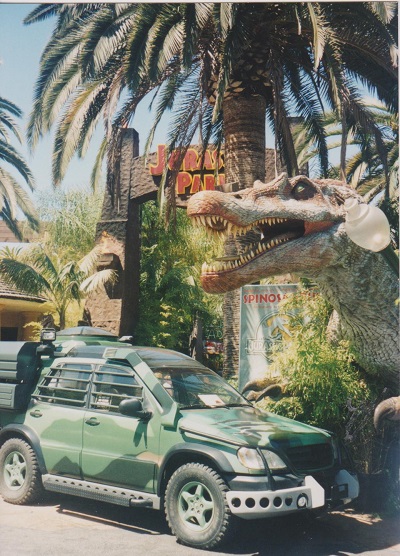 Universal 002