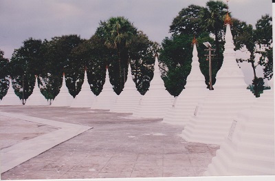 Bílá pagoda 001