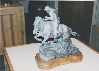 pony 024