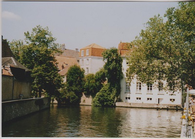 B 3