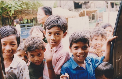 LIDÉ Z MYANMARU 003