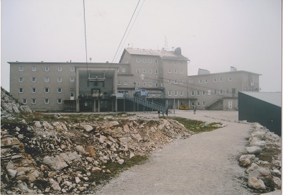 dach 007