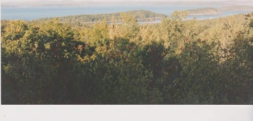 akadia 1 002