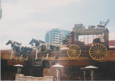 Univ 3 003